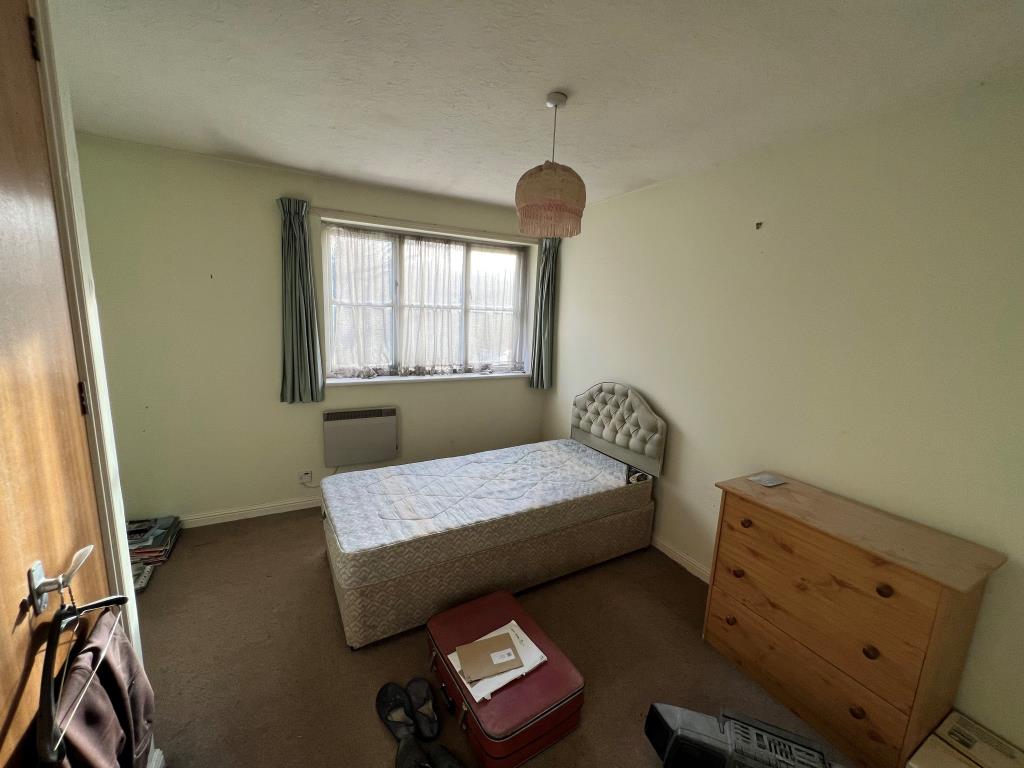 Lot: 10 - HOUSE FOR IMPROVEMENT -
